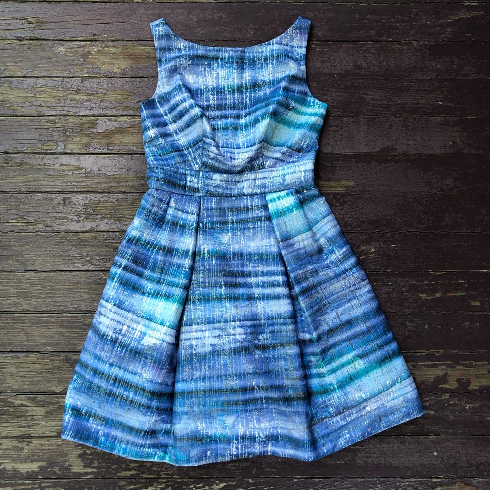 Theia Blue Metallic Cocktail Dress Size 4 Sleeveless Ocean Party